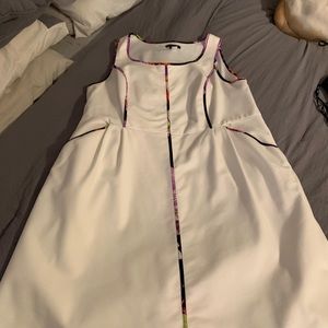 White summer dress, short, with pockets